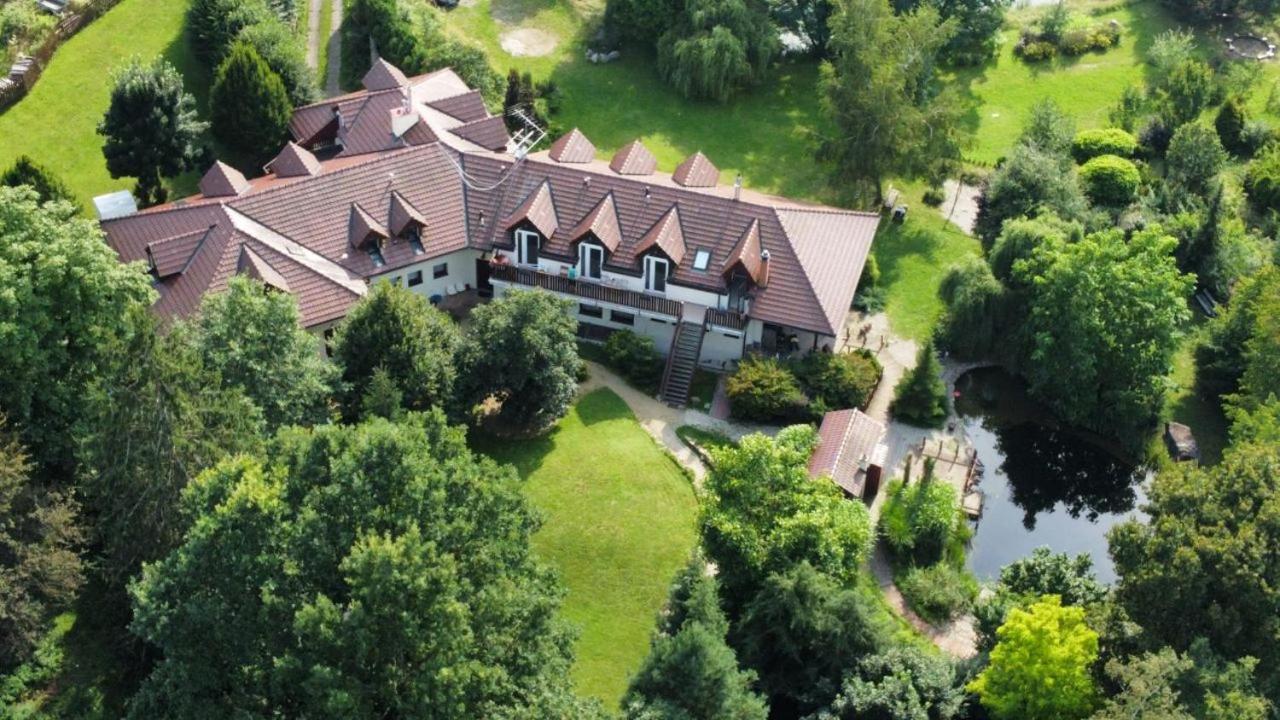 Ivanek Guest House Zvíkovské Podhradí Exteriér fotografie